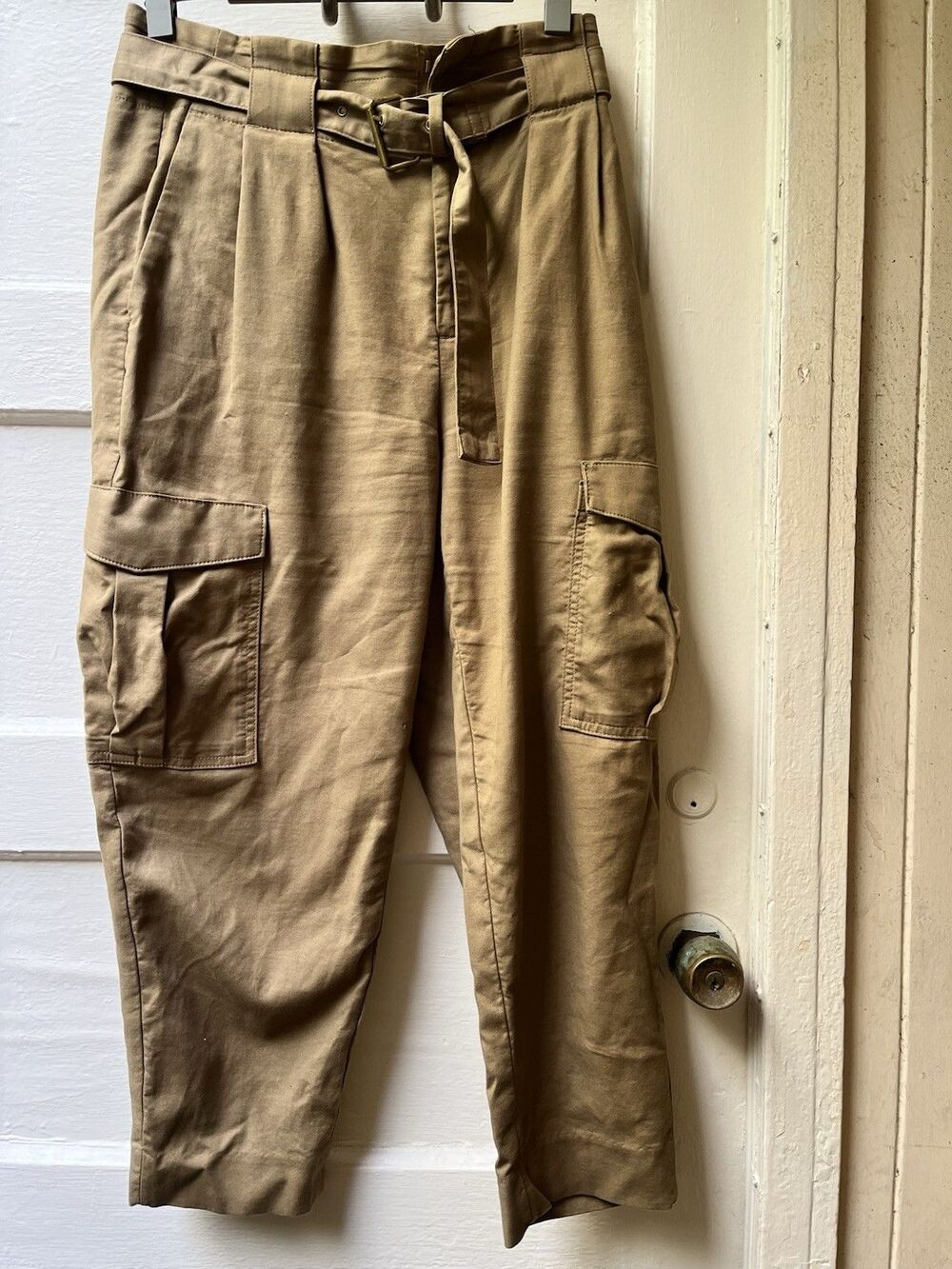 Banana Republic High Rise Khaki Paper Bag Waist Belted Cargo Pants Sz 8 Petite